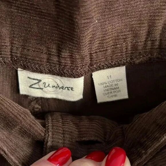 New Z universe Brown corduroy capris - Picture 3 of 4